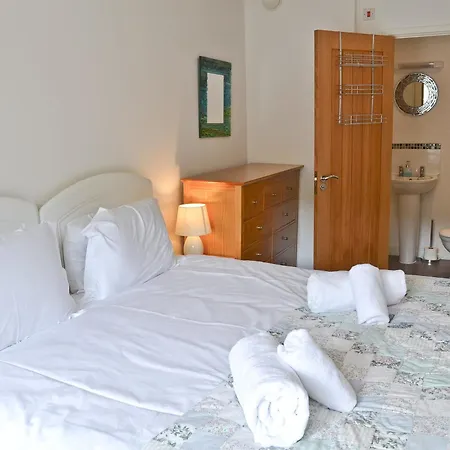 Porhellik Holiday home *